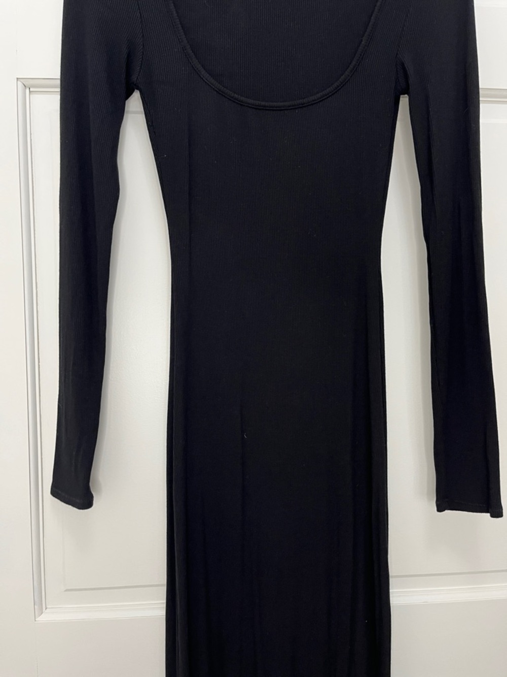 Skims Scoop Neck Black Long Sleeve Ribbed Knit Maxi Dress - Size Small - Picture 5 of 10
